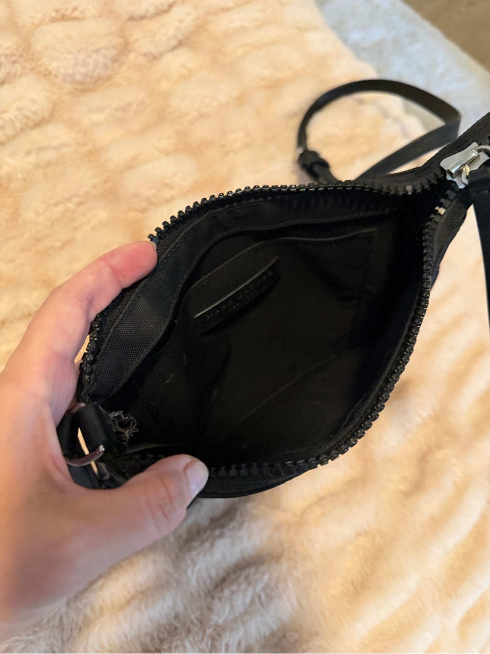 Marc Jacobs Black Nylon Crossbody Belt Bag - Picture 7 of 9